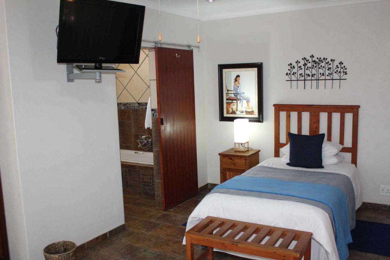 Ngwenya Boutique Hotel Lephalale エクステリア 写真
