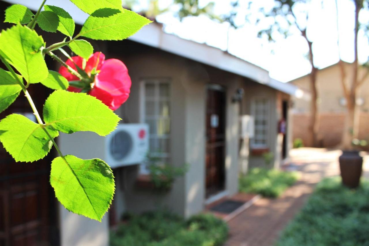 Ngwenya Boutique Hotel Lephalale エクステリア 写真