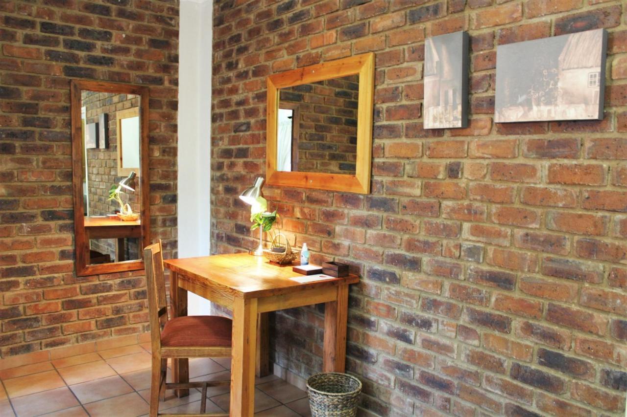 Ngwenya Boutique Hotel Lephalale エクステリア 写真